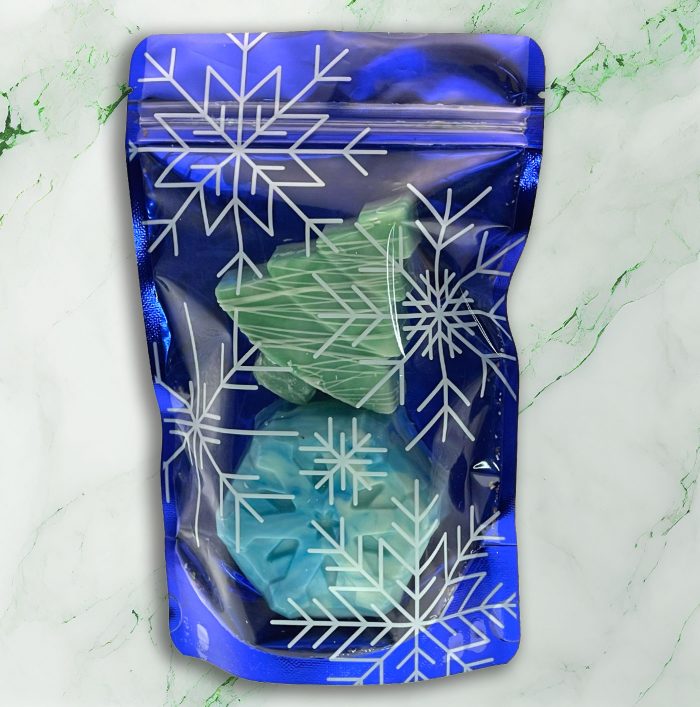 Winter Cocoa Bomb Pouch